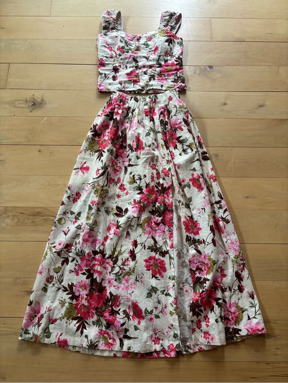 Abercrombie & Fitch Floral Two-Piece Top & Maxi Skirt Set. Barely worn.